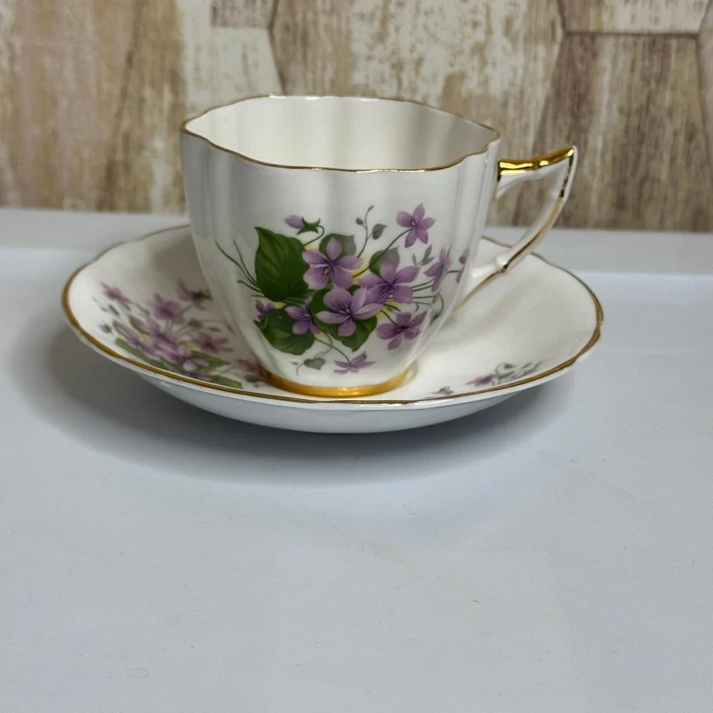 Royal Victoria Fine Bone China Tea Cup and Saucer Set Violets Gold Trim England